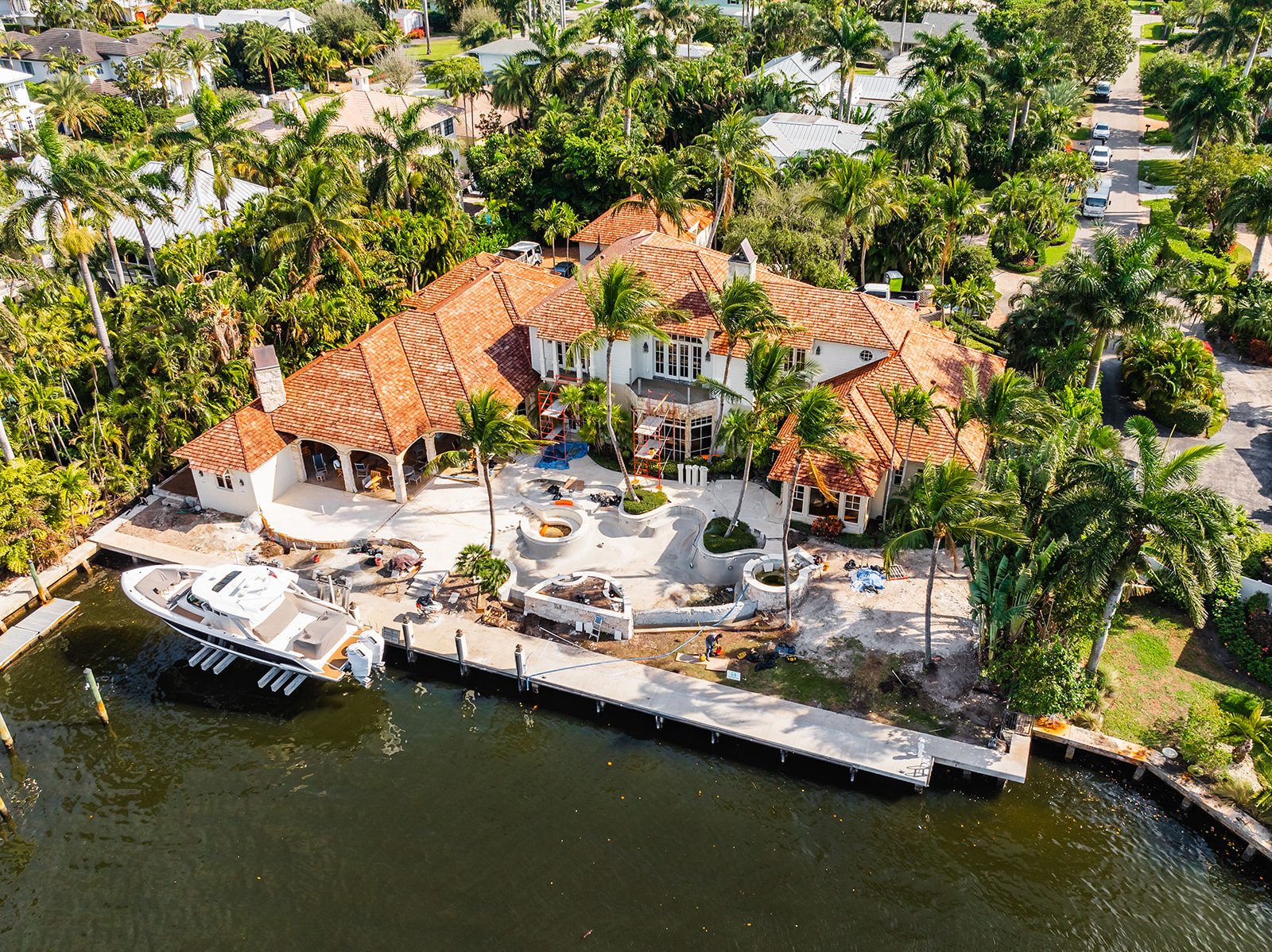 Waterfront Estate — 5